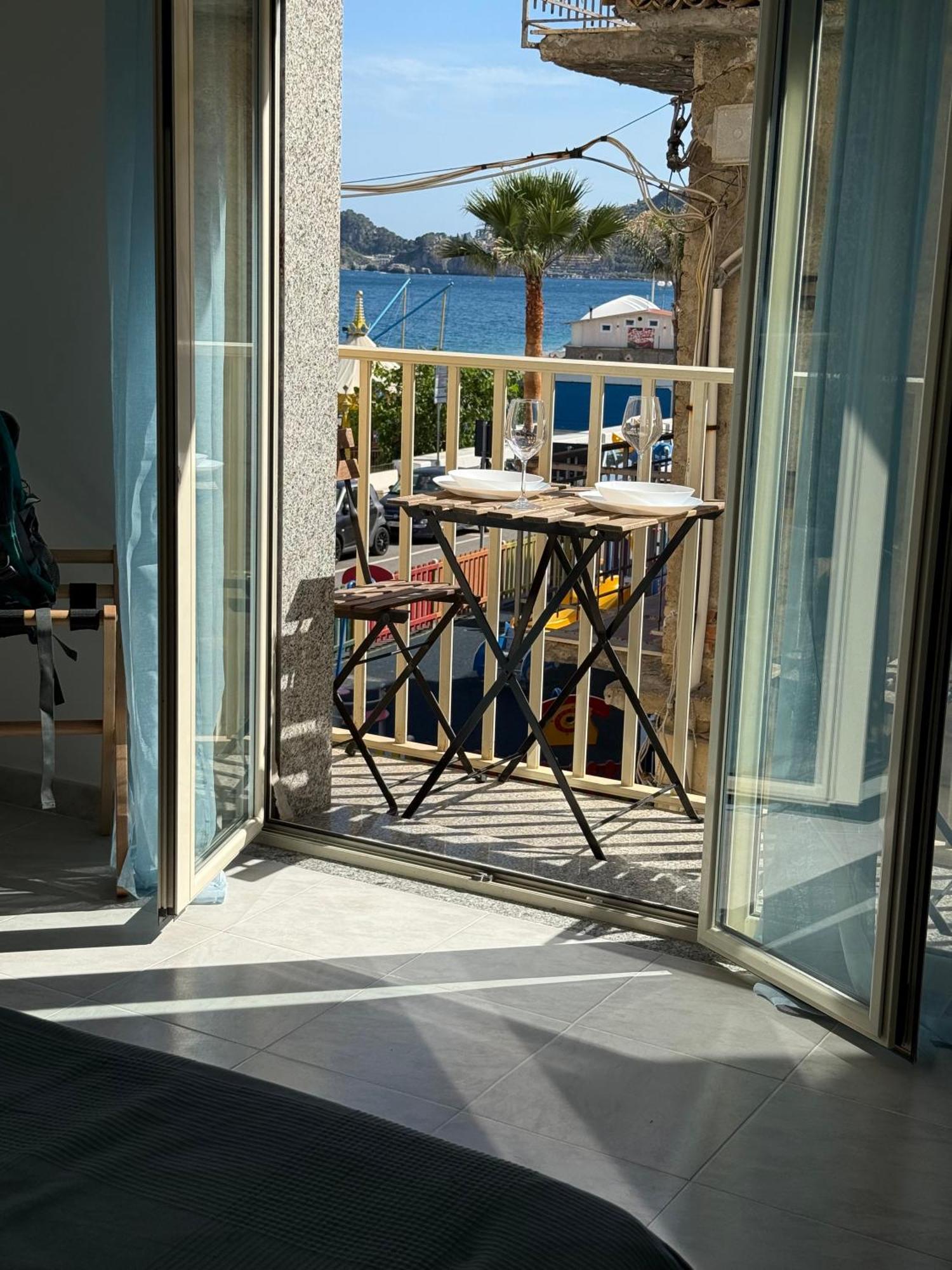 Family House Letojanni Taormina 아파트 외부 사진